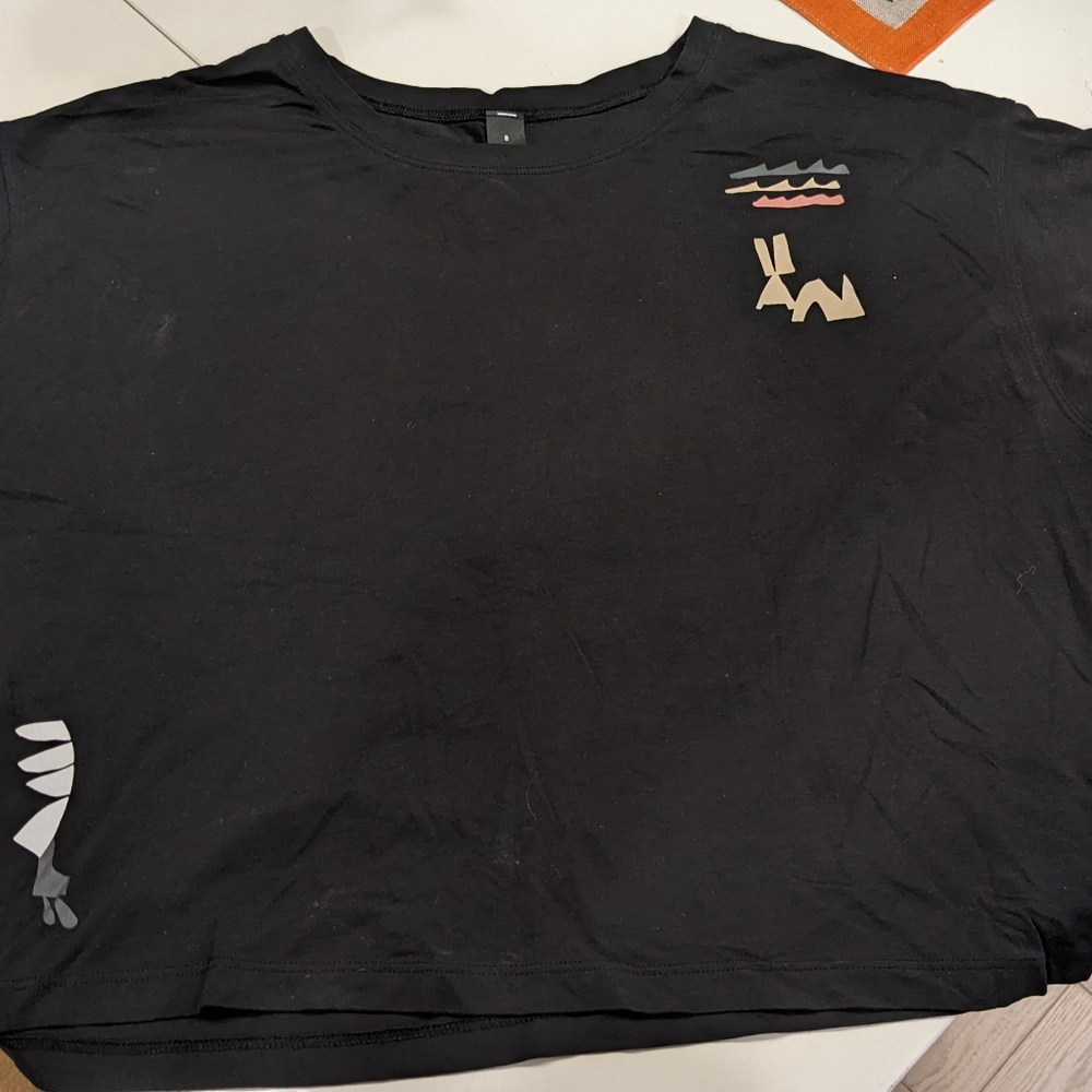 Lululemon Vancouver Olympic crop T